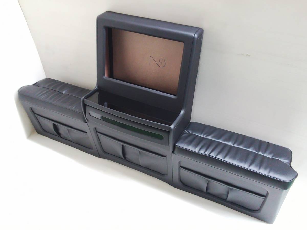 全国無料，送料無料 アウトレット②! エンタテーメント TVコンソール ワイドーボディ ピアノブラック ホットホイールズ製 ２００系ハイエース