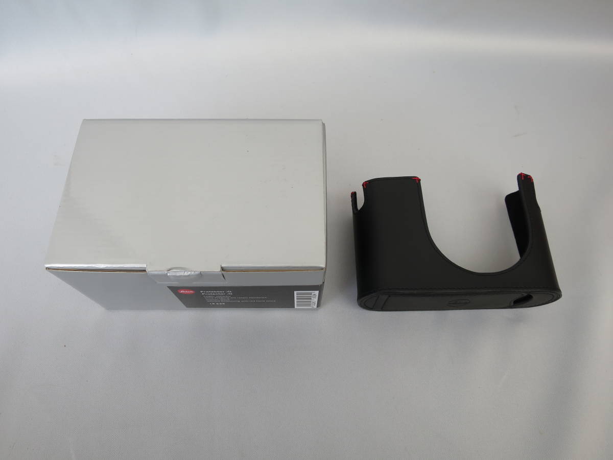 ライカ Leica プロテクターQ レザー ブラック、レッドステッチ 19539 Protector-Q