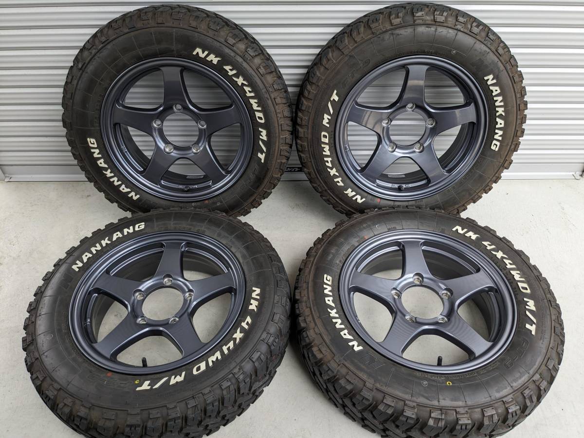 ジムニー オフパフォーマー ガンメタ 5.5J (+22) PCD139.7 5穴 ナンカン FT-9 175/80R16 2023年製 純正サイズ マッドタイヤ バランス調整済