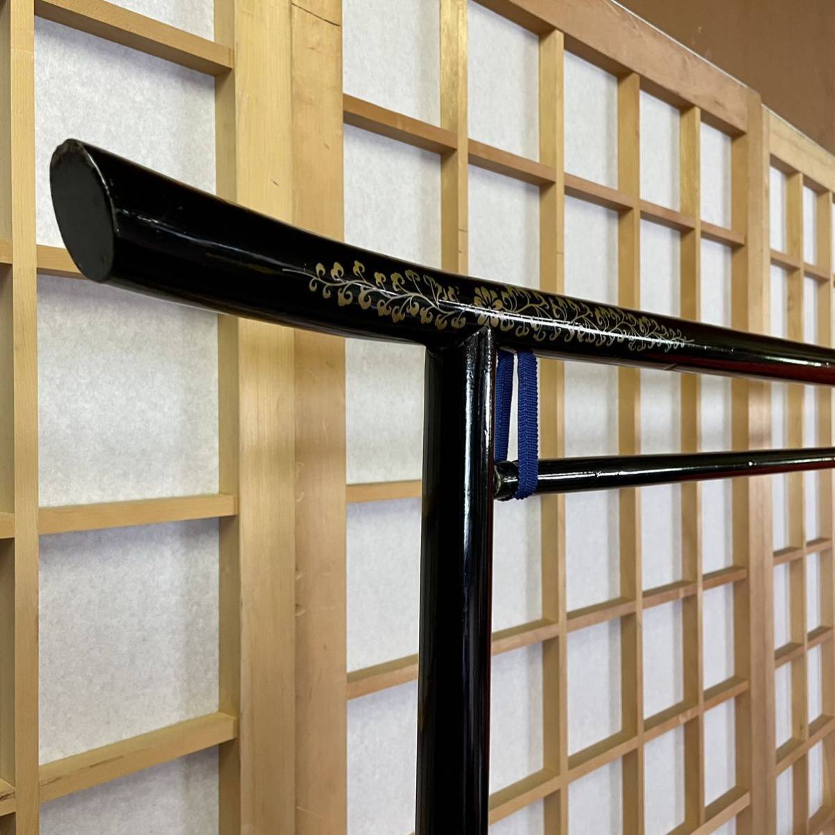 【衣桁】黒の木製 Amazon | ストア・エキスプレス 二段大衣桁 黒 黒 61-819-82-1 | 作業