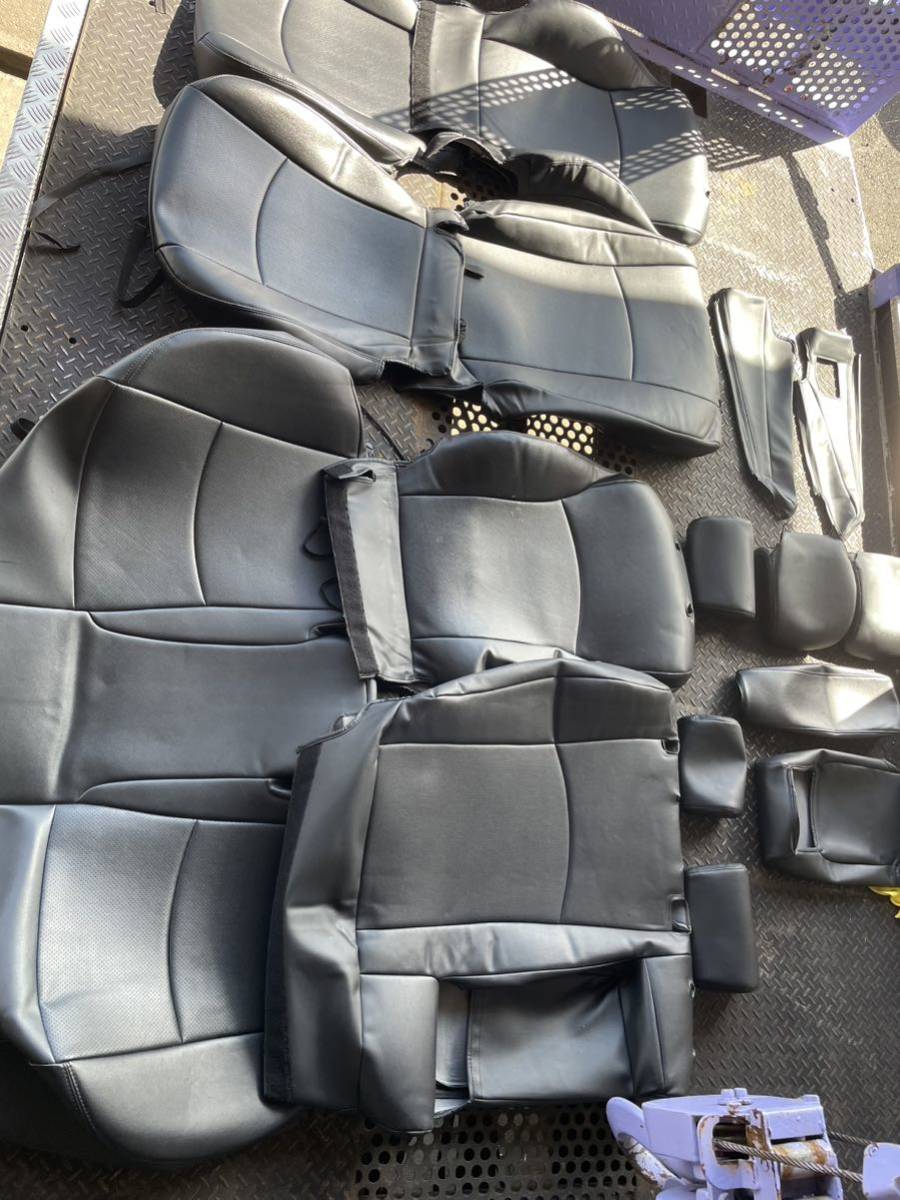 30プリウス前期クラッツィオ シートカバーブラックフルセット