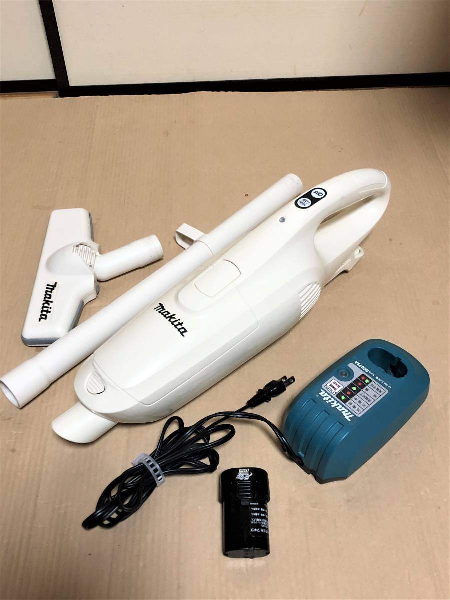 ★Makita マキタ 充電式クリーナー CL072D 紙パック使用 ■USED 美品 動作確認済み