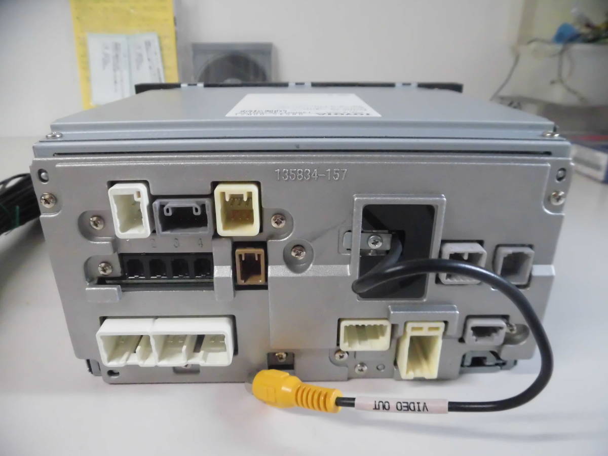 N2495 トヨタ【TOYOTA】純正 SDナビ NSZT-W64 中古品