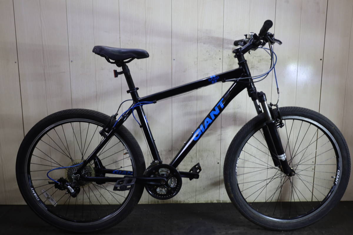 人気！GIANT SNAP 26型 アルミ21速 480mm MTB black 人気美品！GIANT SNAP 26型 700C アルミ シマノ21速 480mm MTB
