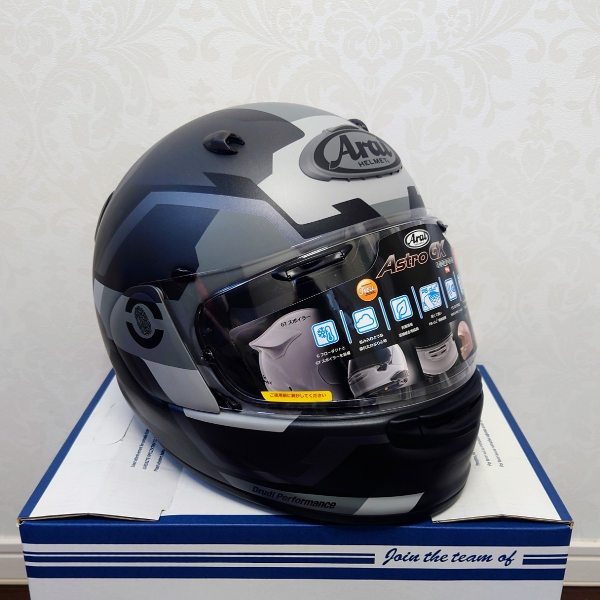 送料込み 内装とシールド未使用 Arai アライ ASTRO GX CHECKER 