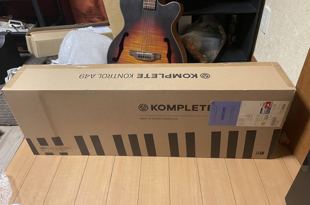 新品未開封　Native Instruments ( ネイティブインストゥルメンツ ) KOMPLETE KONTROL A49 MIDIキーボード