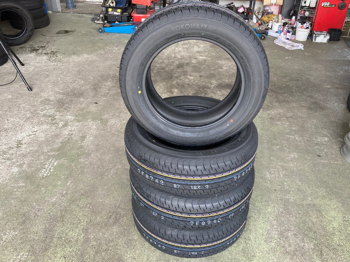 100%新品，2025 T-441 個人宅発送不可 225/60R17 YOKOHAMA ヨコハマ ブルーアース E51 2022年製20週 4本セット(ヨコハマタイヤ)｜売買されたオークション情報、yahooの商品情報をアーカイブ公開 - オークファン 17インチ