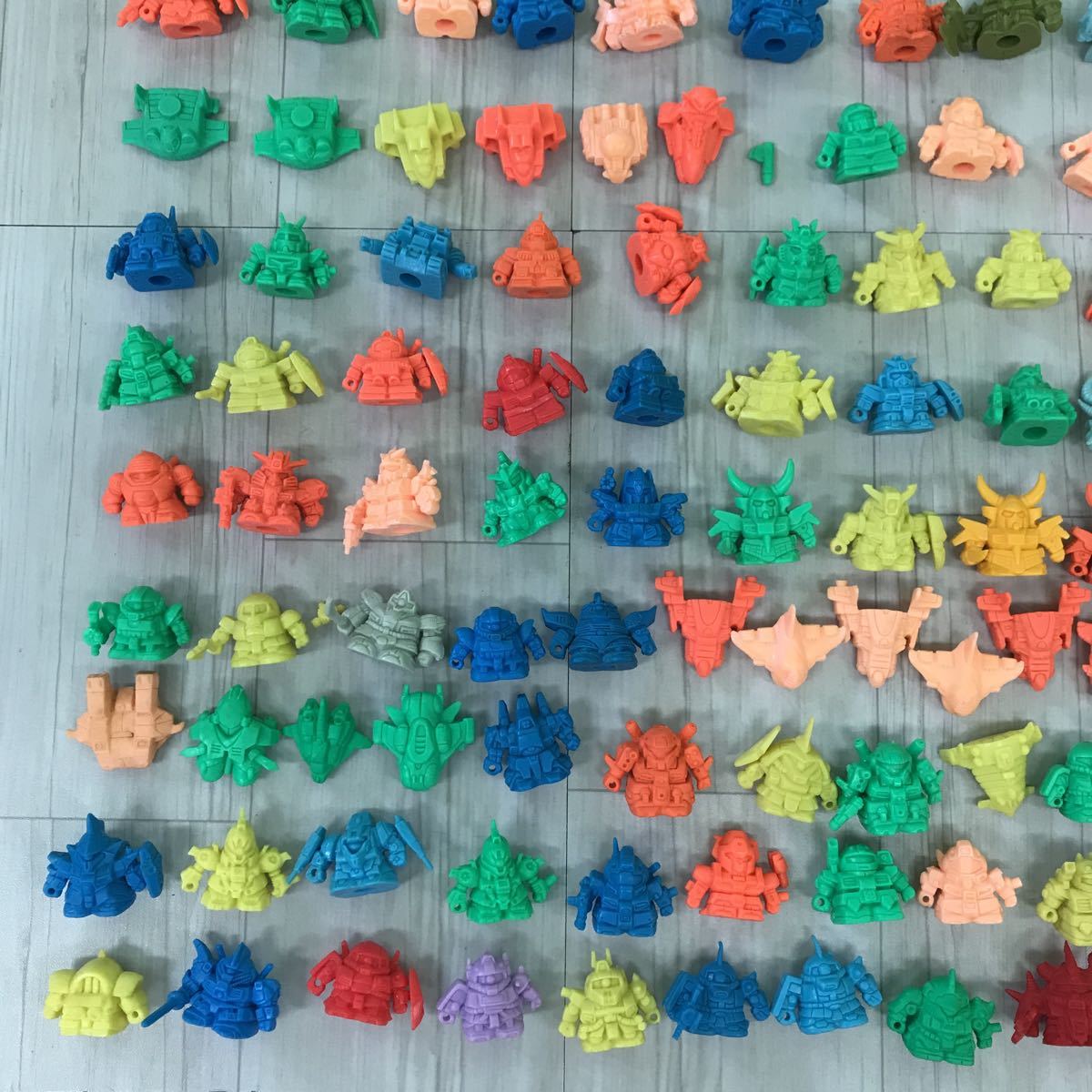 ガン消し SDガンダム 消しゴム 訳あり SDガンダム など ガン消し ガンダム消しゴム 大量まとめ売り
