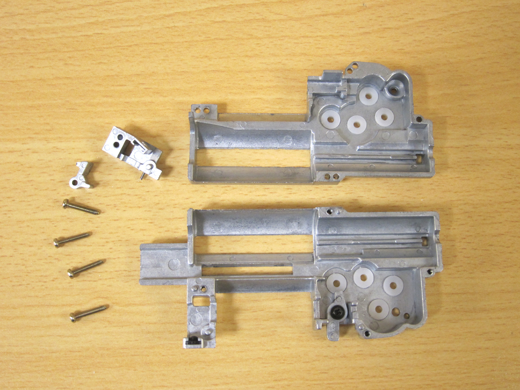 東京マルイ 純正パーツ MP7A1 メカボックス ケース 部品