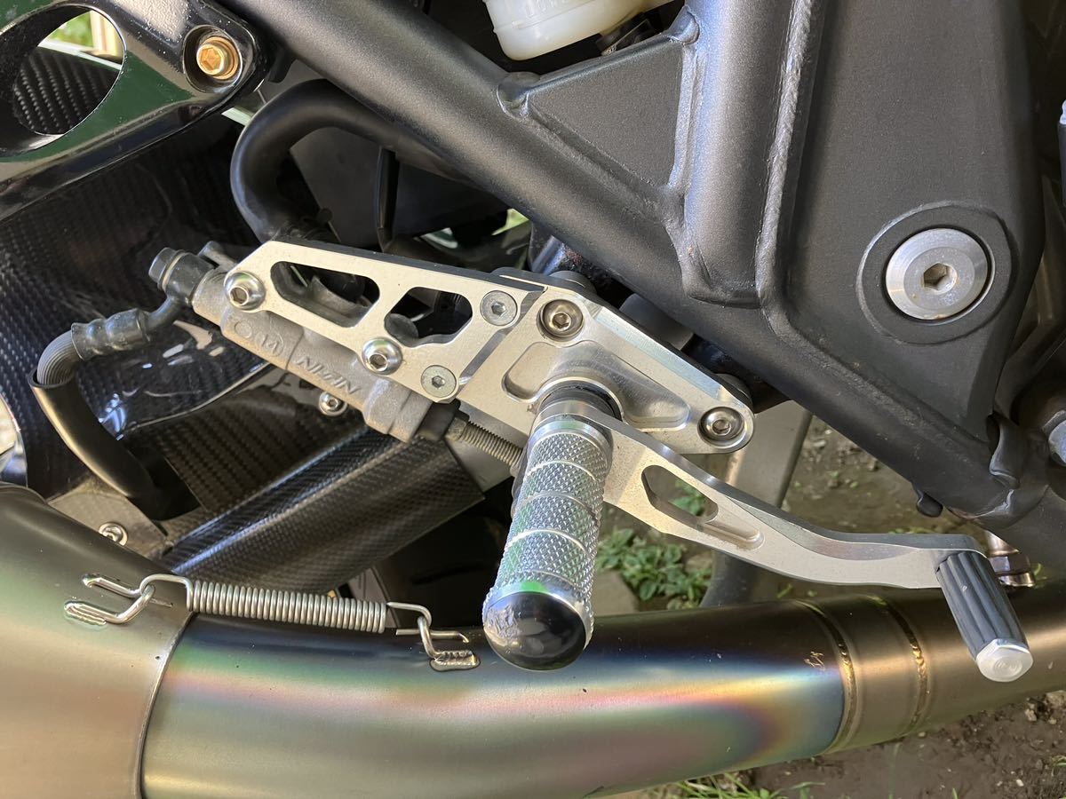 中古】ヤマト便送料80サイズ KAWASAKI カワサキ ZRX1200 