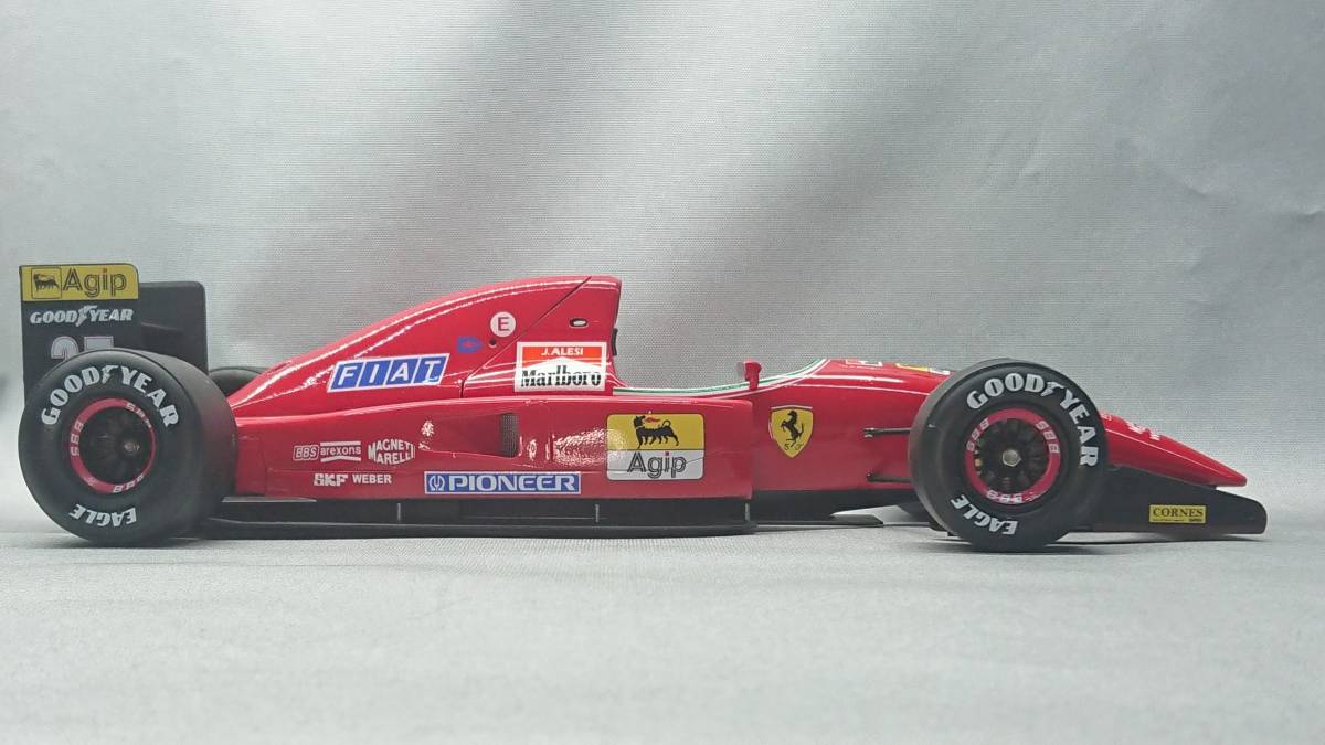フェラーリ F92A 1/20 フジミ模型 オマケ付き ジャン・アレジ(完成品 