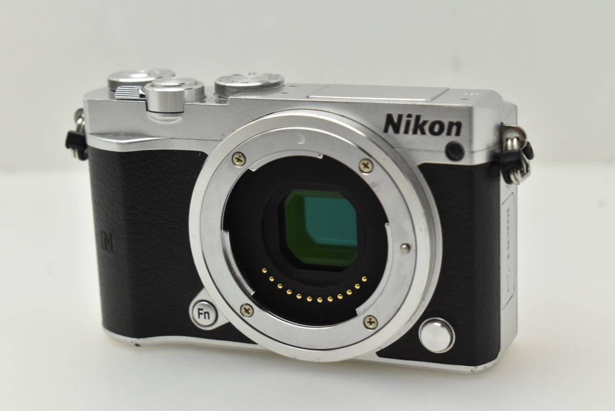 Nikon1 J5 ミラーレスカメラ 10-30mm ,30-110mm レンズ Nikon 1 J5