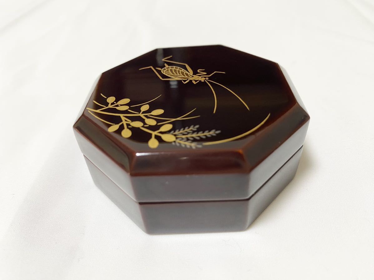 不賢斎 八角 香合 萩と鈴虫 蒔絵 有馬頼底 茶道具 共箱(香合)｜売買