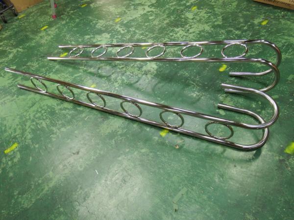 【期間限定セール♪30％オフ】汎用 極太 パイプ 32Φ 全長2170mm 梯子 ハシゴ 大型 6連 タイプ2【RQLD1】