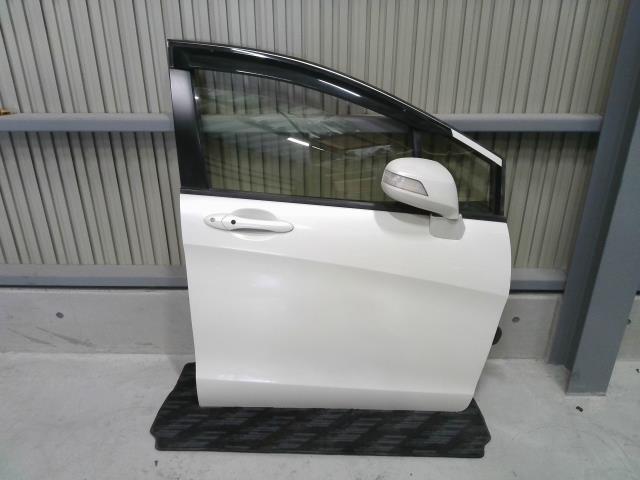 フリード DBA-GB3 右FドアASSY