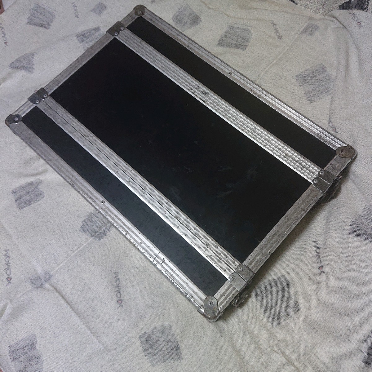 1U ラックケース□メーカー不明□蓋を外した奥行き約21cm□中古