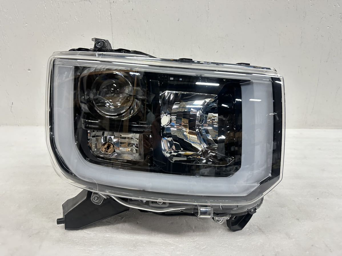 5j27 ウェイク LA700S 純正 LED ヘッドライト 右 STANLEY W2604 刻印『A1』