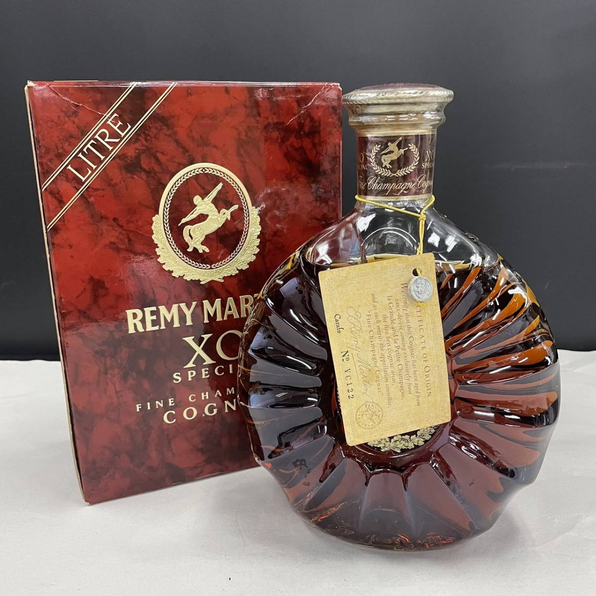 Rémy Martin XO Excellence 1L 金キャップ 箱付き 【公式通販】