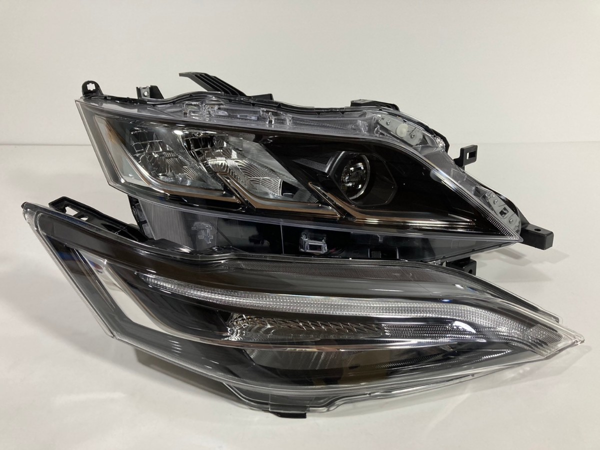 27 日産セレナライダーC27、GC27、GFC27、GFNC27用純正左 日産純正 C27/GC27/GFC27/GFNC27/HFC27 セレナ 後期 LED ヘッドライト