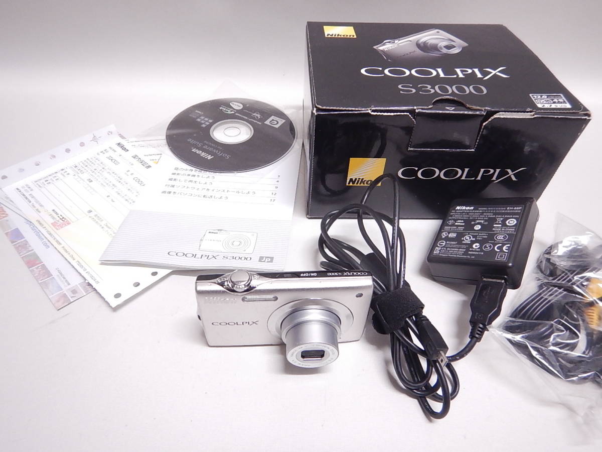Nikon S3000 COOLPIX ニコン デジタルカメラ Digital Camera