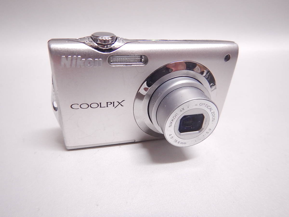 Nikon S3000 COOLPIX ニコン デジタルカメラ Digital Camera