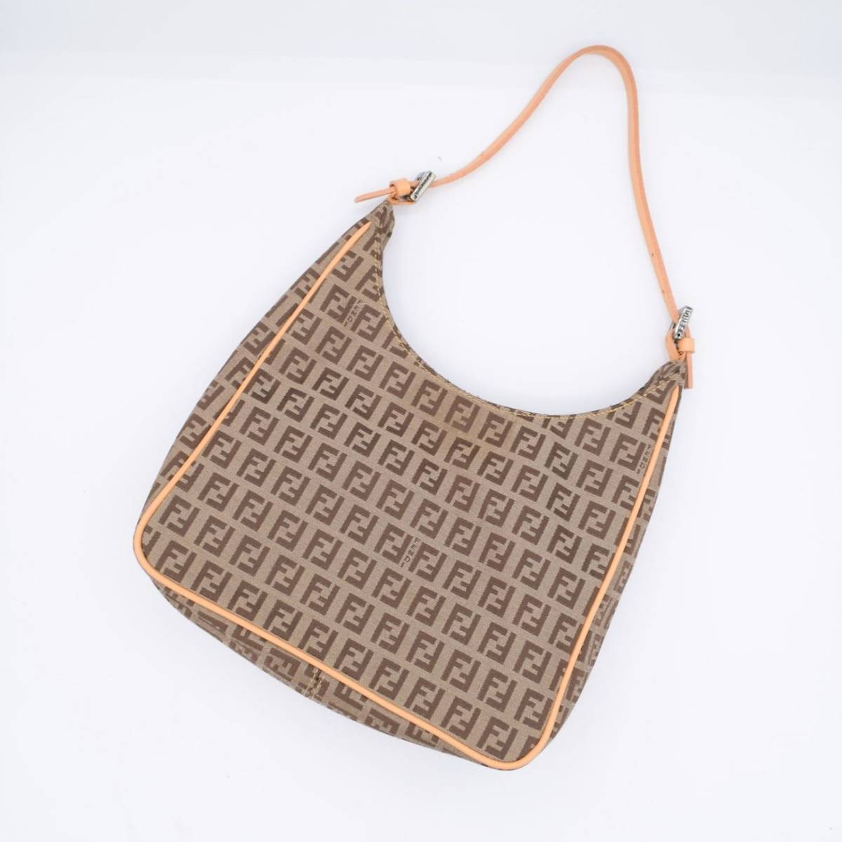 美品◇ FENDI フェンディ ズッキーノ ハンドバッグ / ベージュ ズッカ