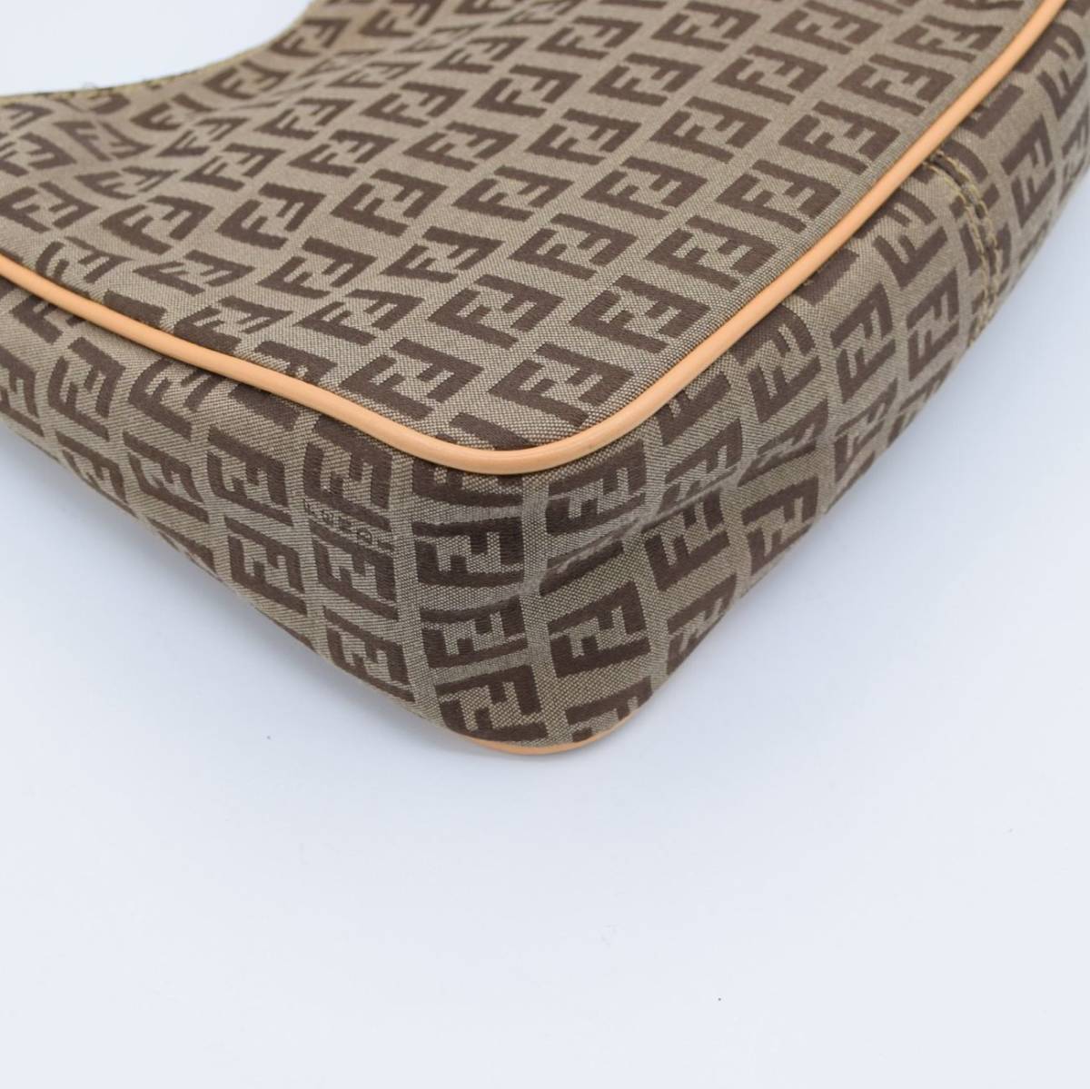 美品◇ FENDI フェンディ ズッキーノ ハンドバッグ / ベージュ ズッカ 