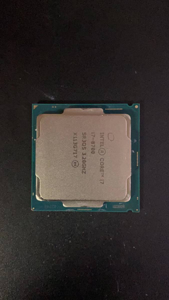 Intel Core CPU I7-8700 インテル LGAソケット 中古分解品 i7-8700