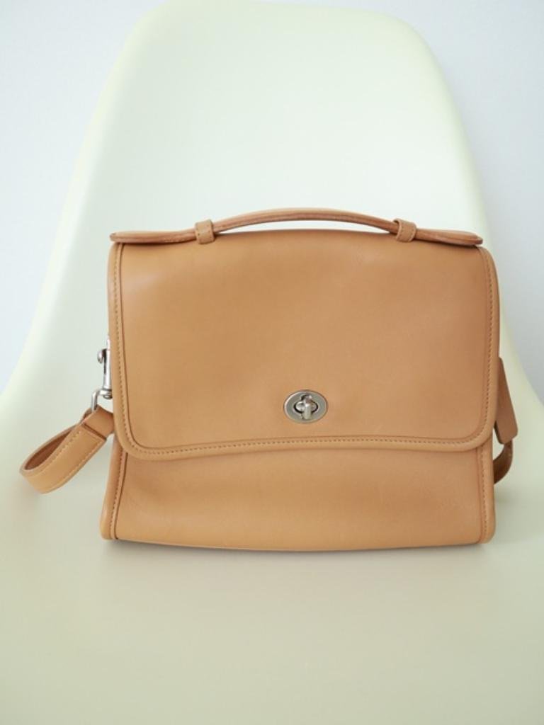 【送料込】COACH ◇ バッグ ◇ レディース【6426384】コーチ キャメル/ 大人 カジュアル オールドコーチ ターンロック おでかけ ショルダー