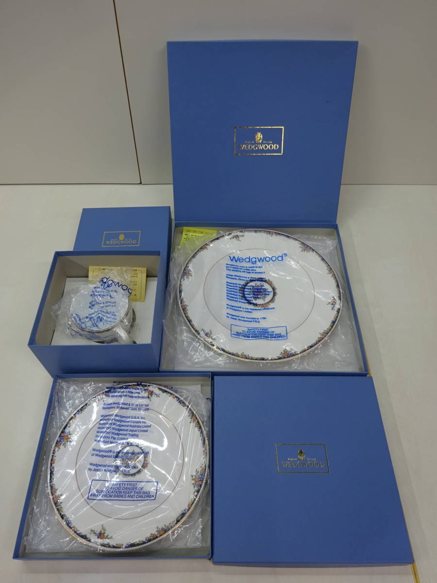 【新品】ウェッジウッド　オズボーン　食器セット　(小皿、中皿、大皿)各6枚 14613□Wedgwoodウエッジウッド OSBORNEオズボーン プレート大中2枚