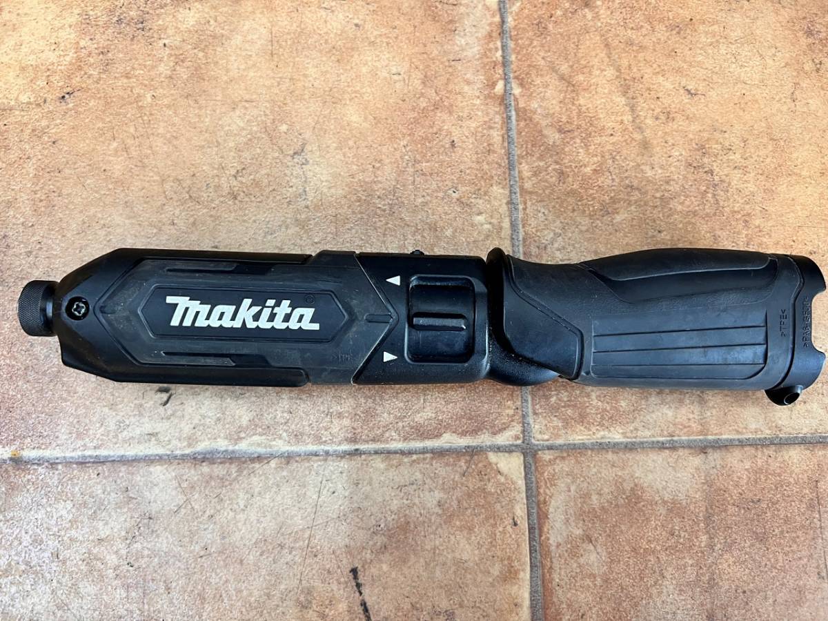 ※ジャンク品 完全不動品 商品説明必読 充電式ペンインパクトドライバ TD022D 7.2V 17802 管230802 FRA