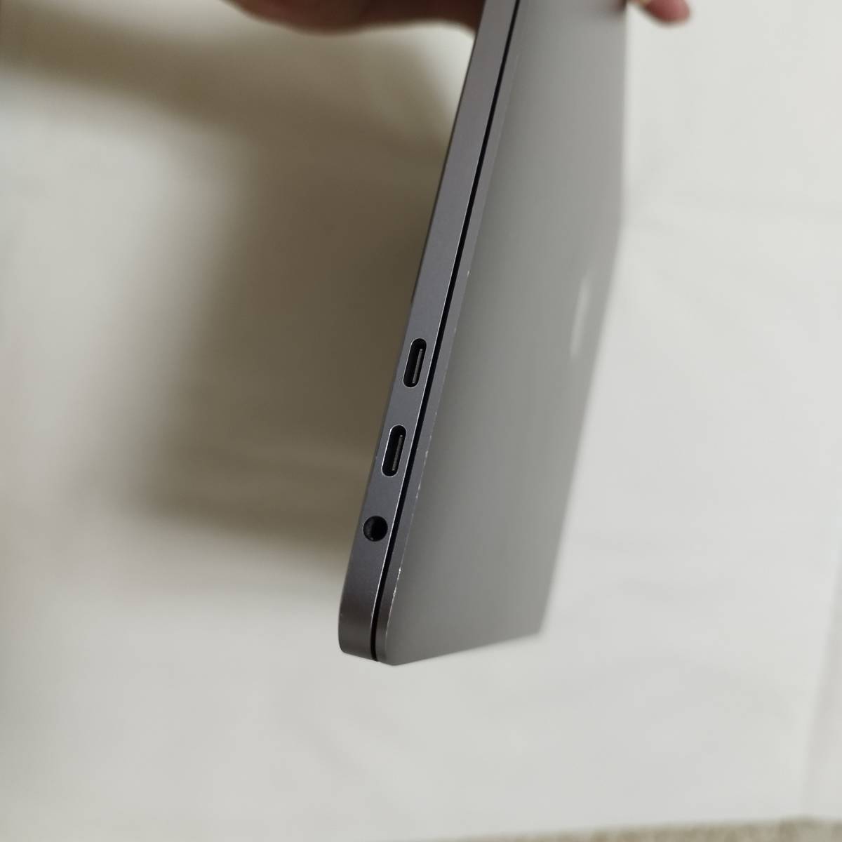 MacBook Pro Apple - A1990 0 i7 Touch Core | SSD Bar 16GB (2018) 1 GPU