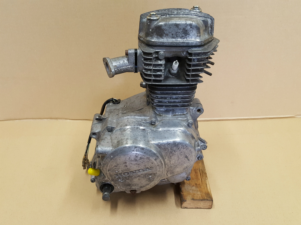 CB50JE エンジン 詳細不明 ジャンク 74CC XR エイプ 80 XL 等 100 