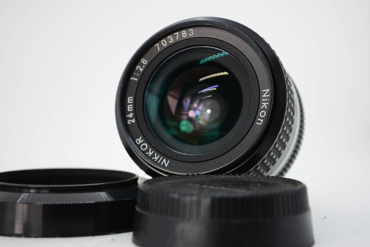 カメラ 【美品】ケース付 Nikon Ai 24mm f2.8 レンズ