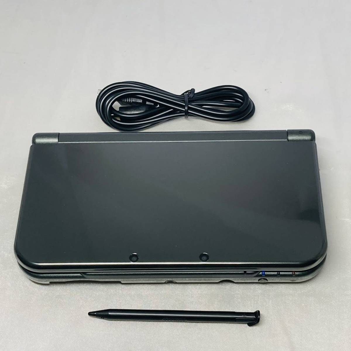 ★1円～ 動作確認済 New NINTENDO 3DSLL 本体 メタリックブラック 任天堂 送料全国520円 ニンテンドー metallic black