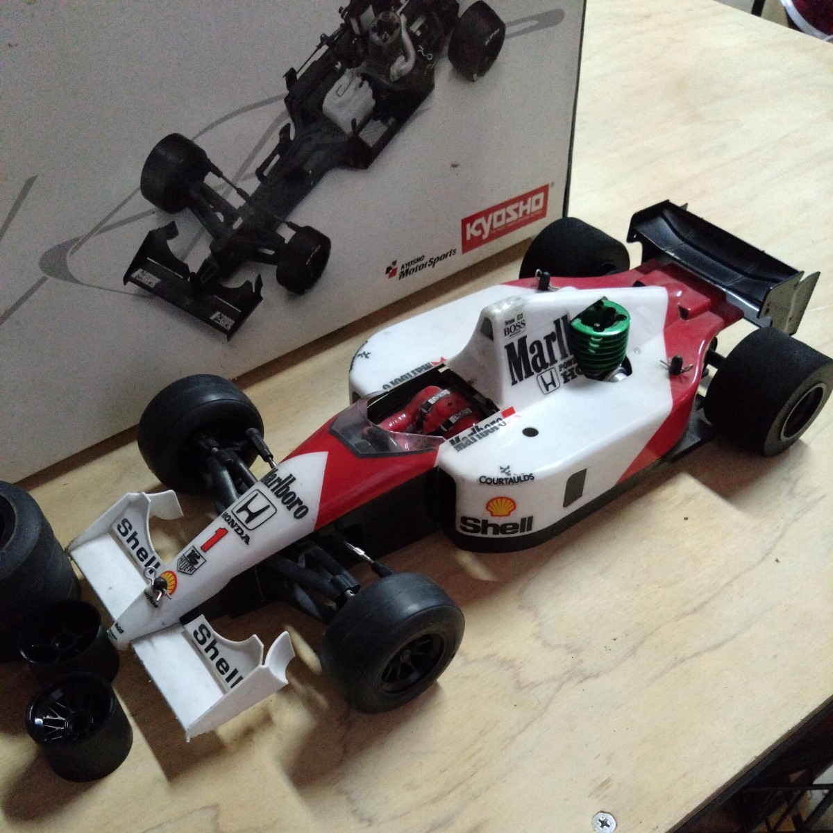 京商 KYOSHO エンジンラジコン KF01 ジャンク (完成品（エンジン