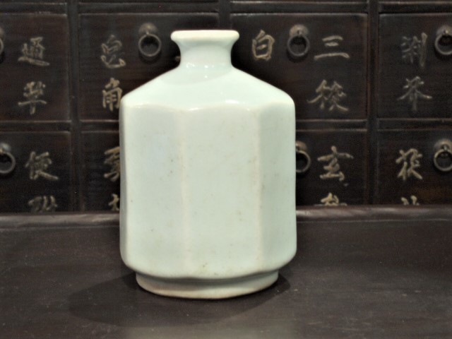 李朝 白磁面取徳利 面取瓶 無疵 約270cc 李朝末期 【公式通販】