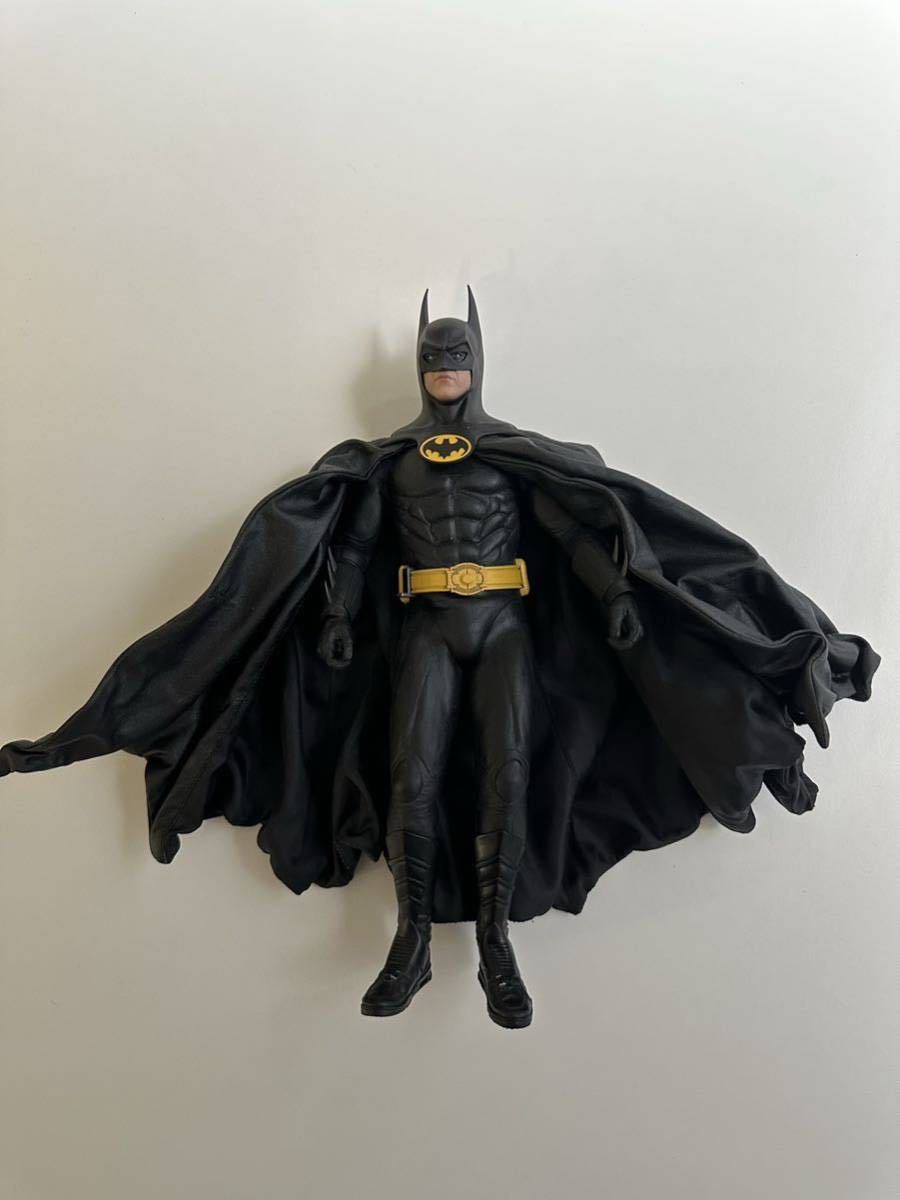 新品未開封バットマン＆ブルース・ウェイン ホットトイズ 1⁄6
