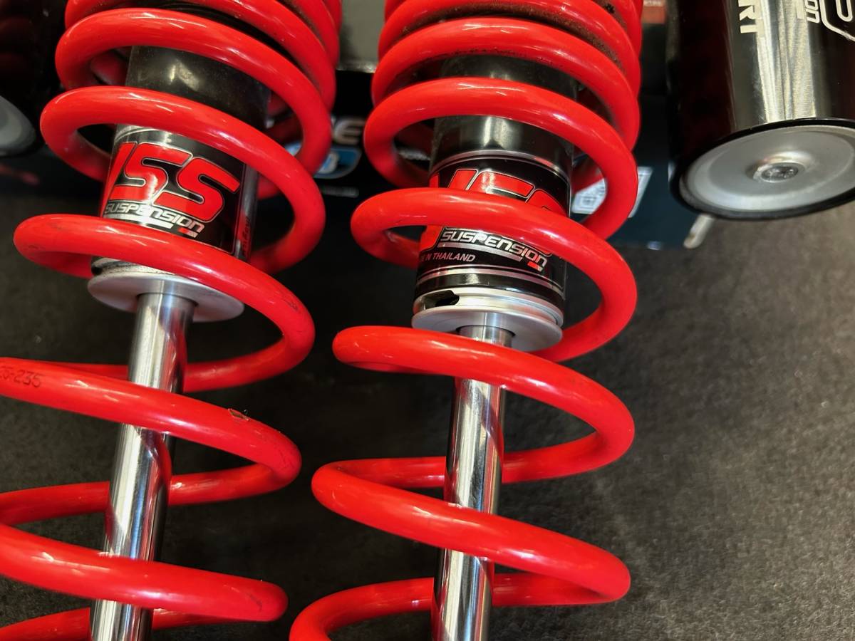 【美品】YSS　リアサスペンション　車高調整 伸減衰　XMAX250　X-MAX250 TG302-350TRL-06-J　未使用スプリングあり_3