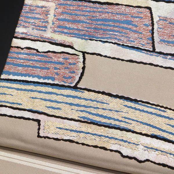 10533【秀品】正絹 9寸名古屋帯 モダン抽象模様 織り出し 暗めの亜麻色 