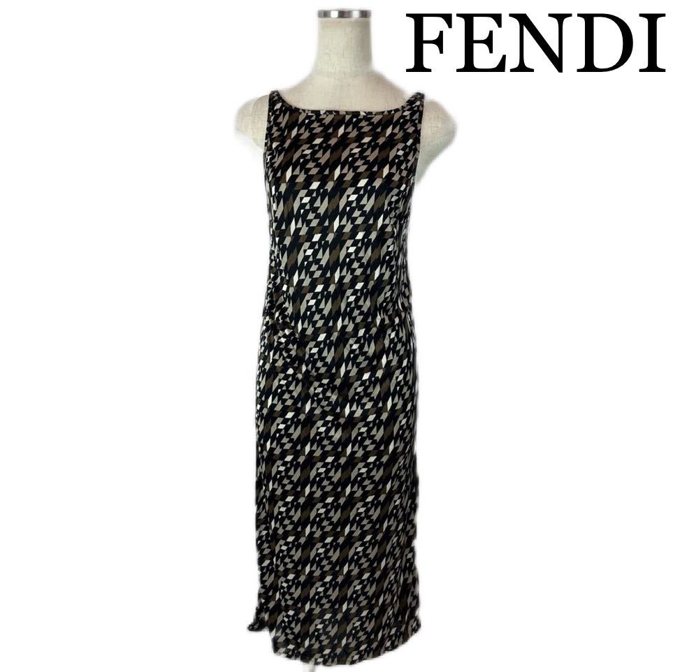 フェンディ FENDI ズッカ柄 パンプス シューズ ローヒール スクエア