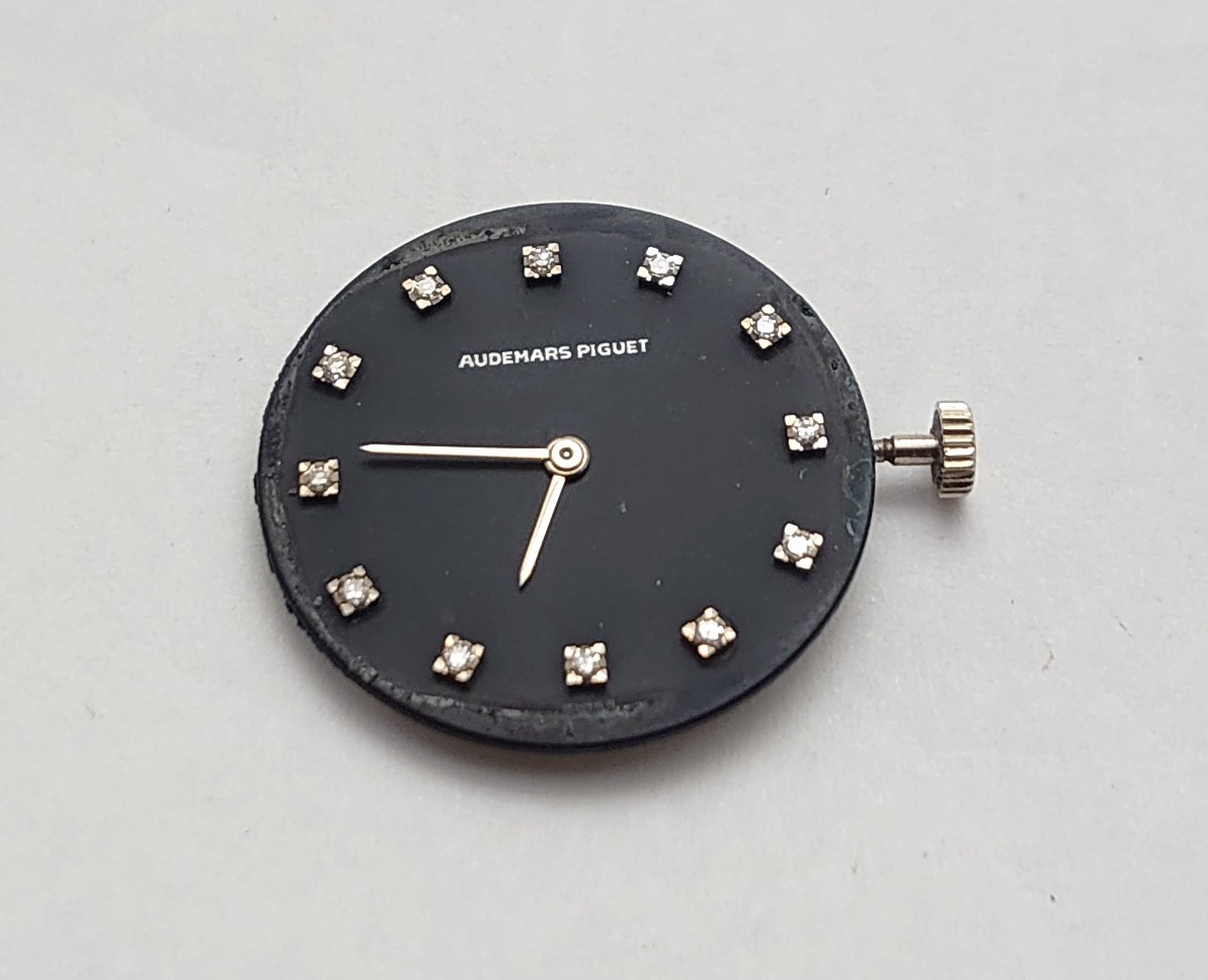 オーデマピゲCal2003/1ムーヴ、ダイヤモンド文字盤、リューズ現状品