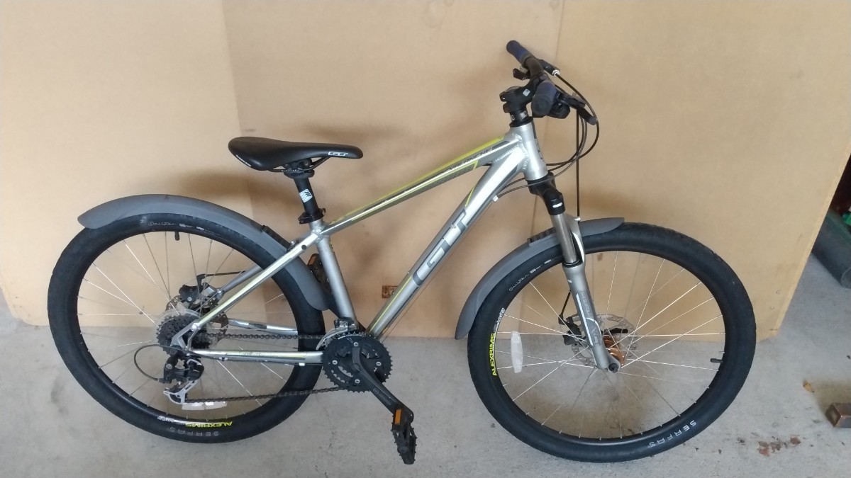 GT AVALANCHE 4.0 MTB XS サイズ 3×8速 機械式 ディスクブレーキ 