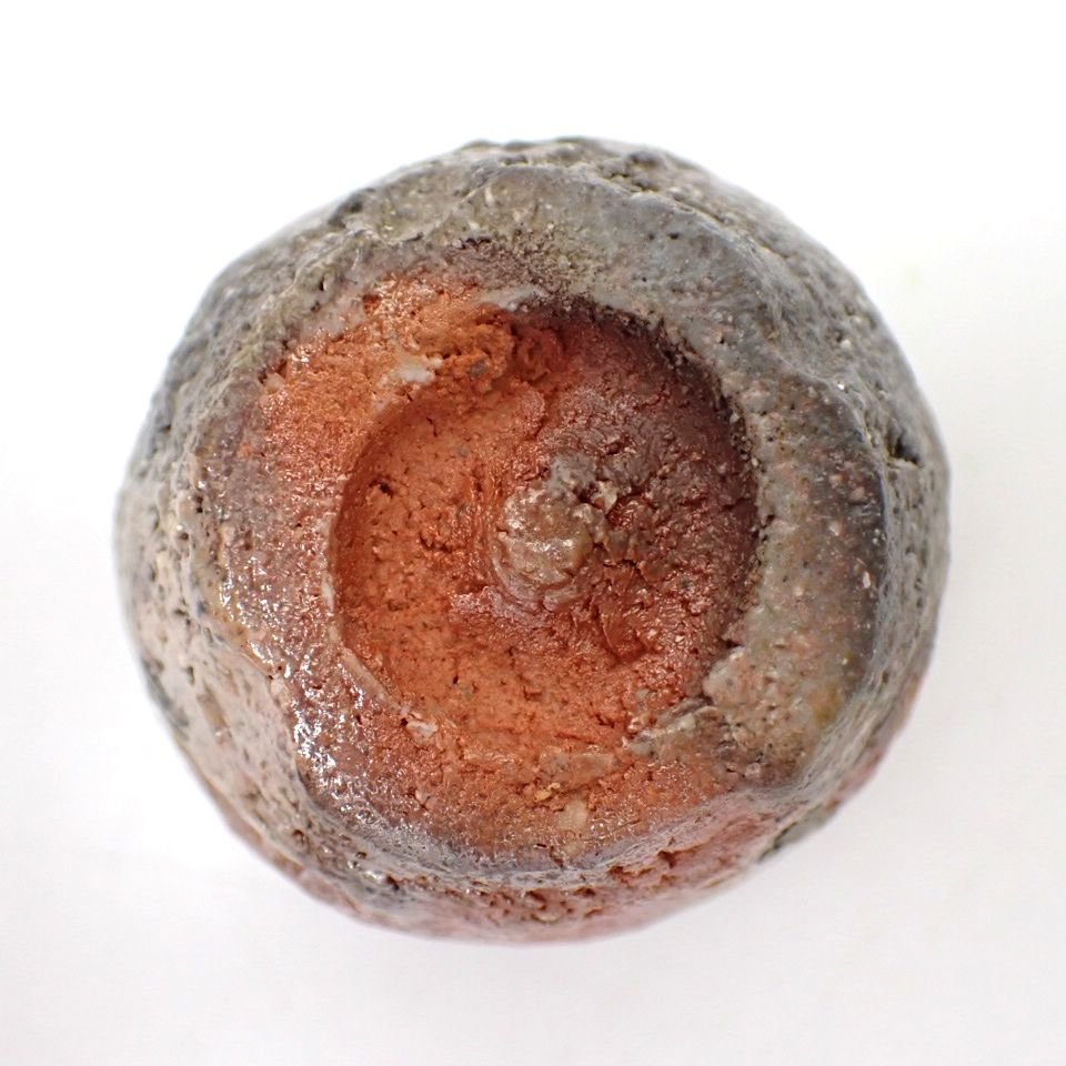 藤岡周平 伊賀ぐい呑 箱付き 伊賀ぐい呑み 伊賀焼 藤岡周平 共箱（共布・