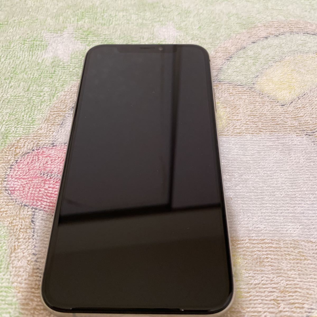 1円〜 SIMフリー iPhoneXS シルバー 256GB 判定○ 送料無料 バッテリー81%