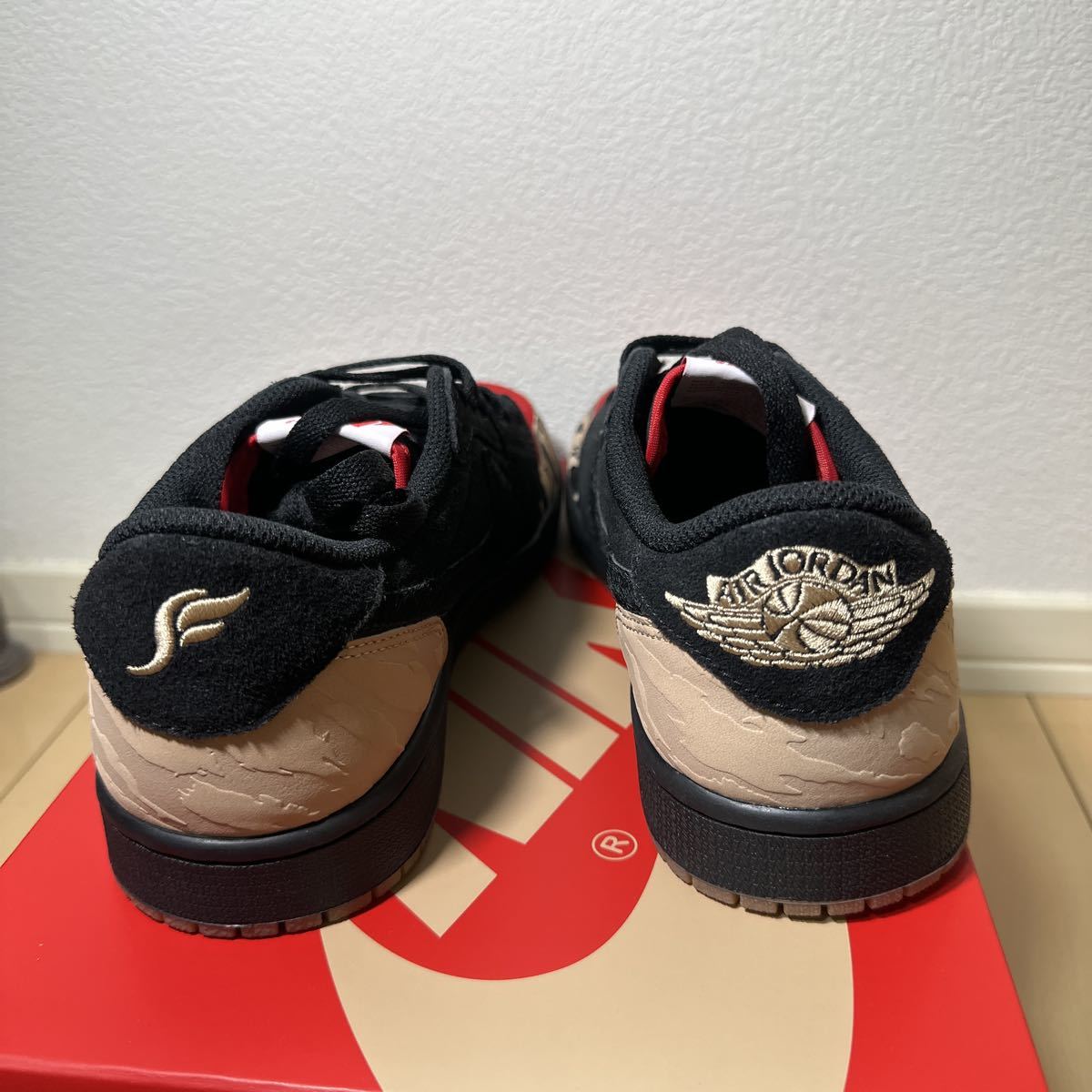 Sole Fly × Nike Air Jordan 1 Low Black and Sport Redソールフライ 
