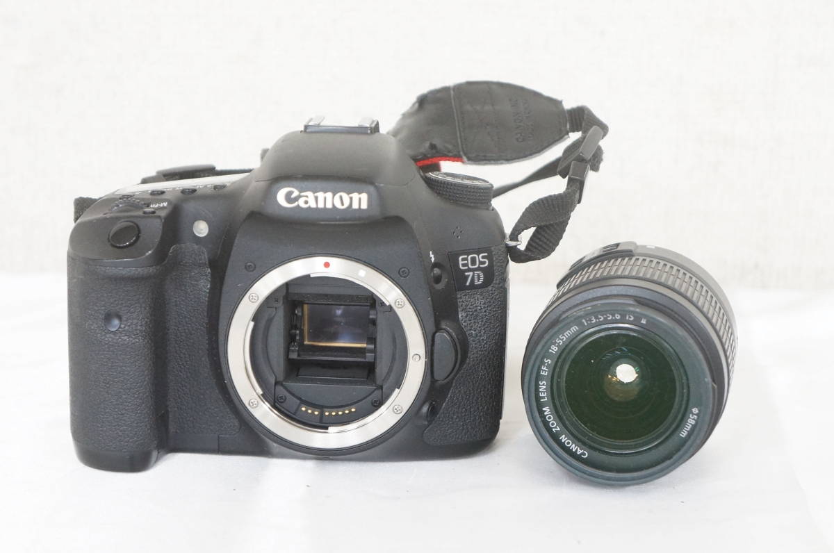 ⑯ Canon キャノン EOS 7D デジタル一眼 デジタルカメラ ZOOM EF-S 18