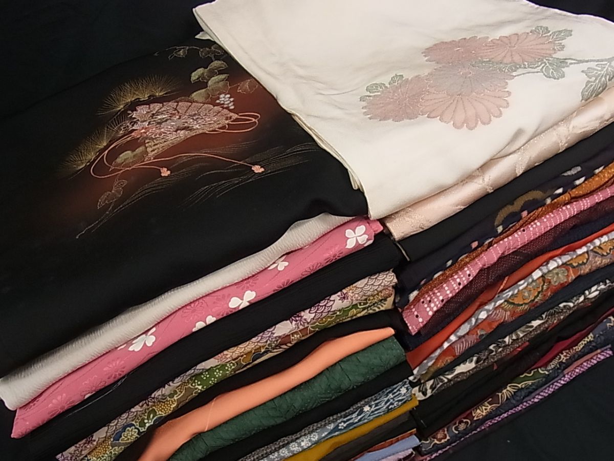 平和屋■羽織 まとめて 50点 蝶 花柄 刺繍 金銀糸など 着用可能多数 未使用品あり se002