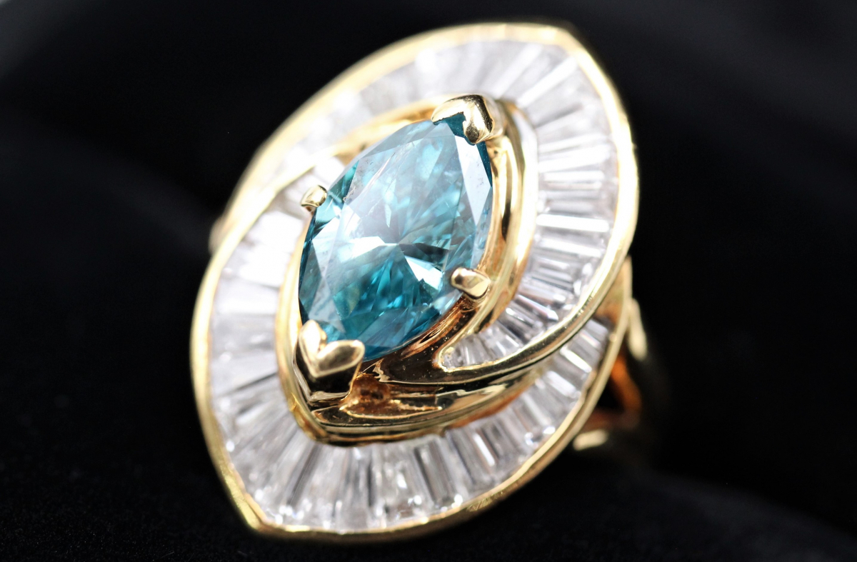 【行董】 天然ダイヤモンド 1.56ct D140 K18 ゴールド台 総重量約8.76g 指輪 透明 濃緑青色 中央宝石研究所 鑑別書付 AA000BOM29