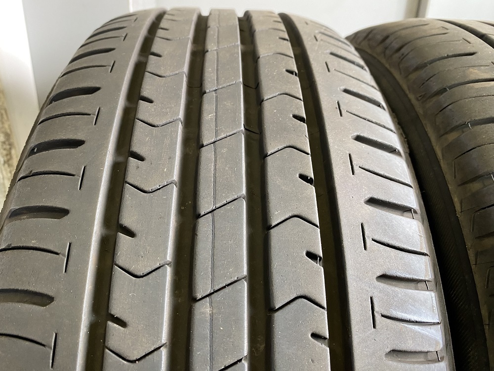 ブリヂストン エコピア NH100 215/55R17 94V 2本の中古タイヤセット